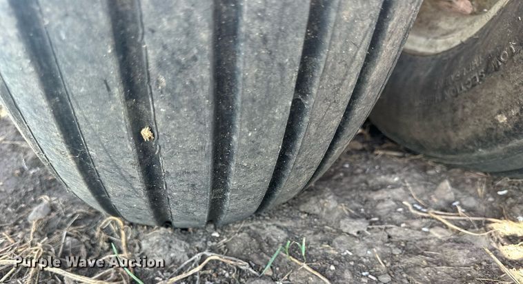 image for item NP9935 Richardson  mulch treader picker