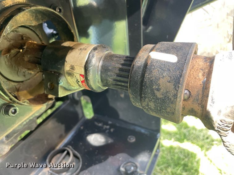 image for item NT9395 2020 Vermeer 605N  round baler