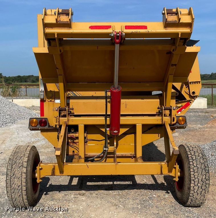 image for item NT9396 Duratech 2650  bale processor