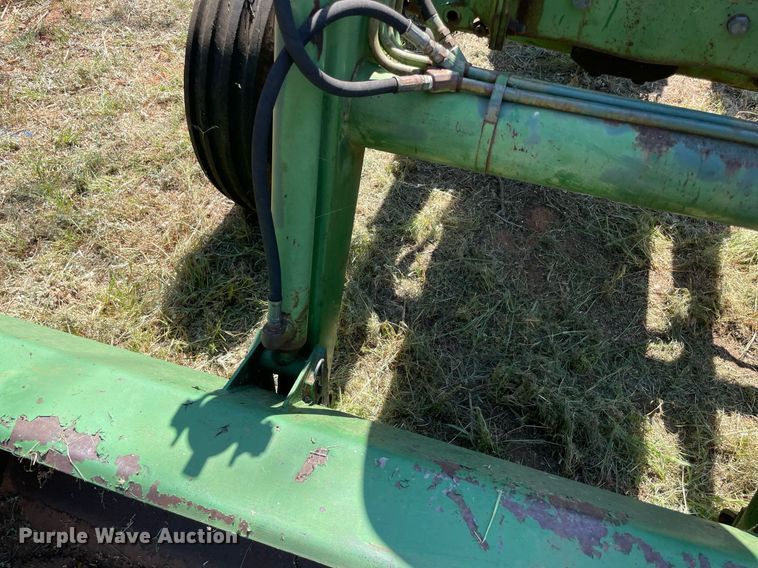 image for item NT9418 John Deere 4010  tractor