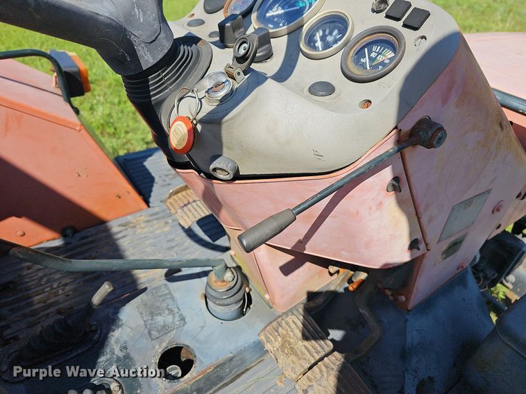 image for item NT9766 Zetor 3320  tractor