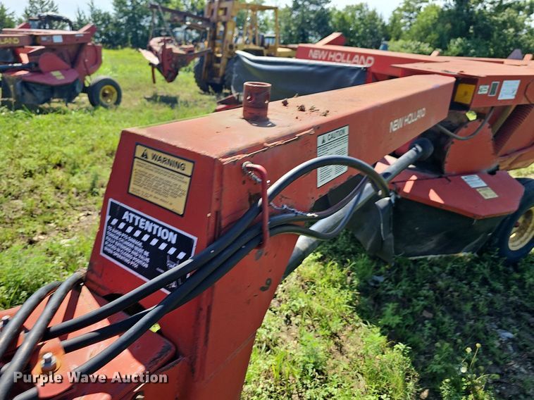 image for item NT9767 1989 New Holland 411 Discbine  swather / windrower