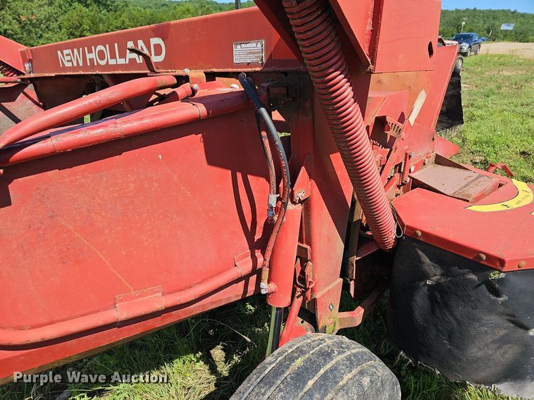 image for item NT9767 1989 New Holland 411 Discbine  swather / windrower