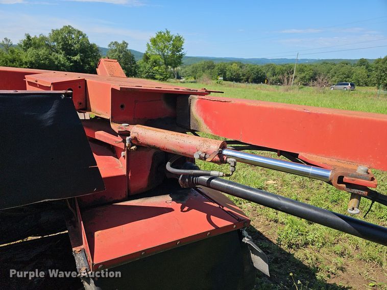 image for item NT9767 1989 New Holland 411 Discbine  swather / windrower