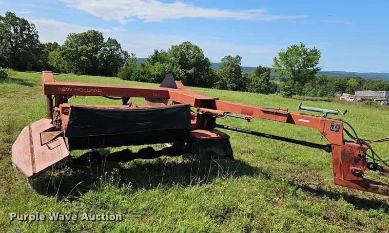 image for item NT9768 1991 New Holland 411 Discbine  swather / windrower