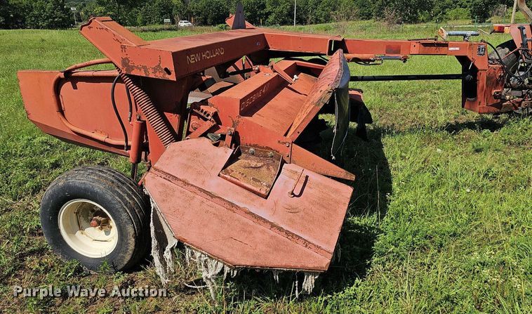 image for item NT9768 1991 New Holland 411 Discbine  swather / windrower