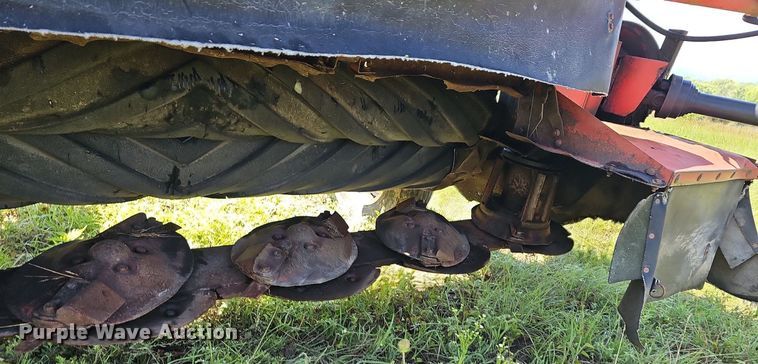 image for item NT9768 1991 New Holland 411 Discbine  swather / windrower