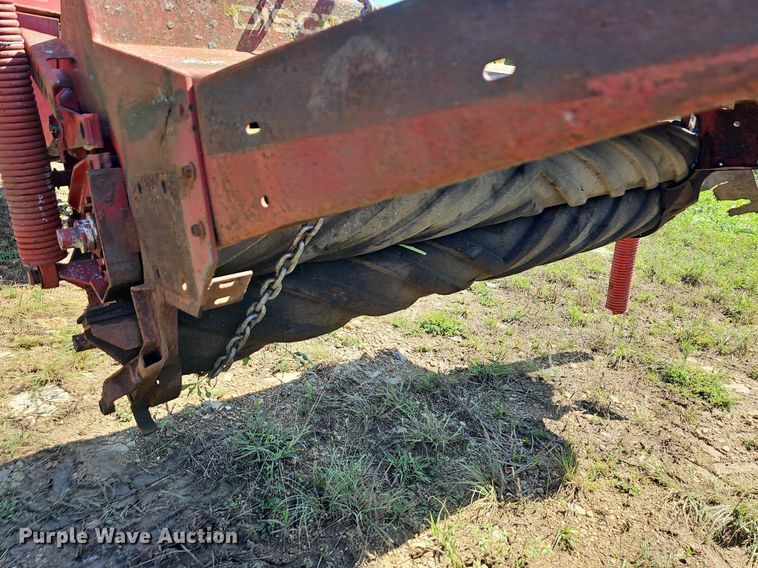 image for item NT9769 1991 New Holland 411 Discbine  swather / windrower