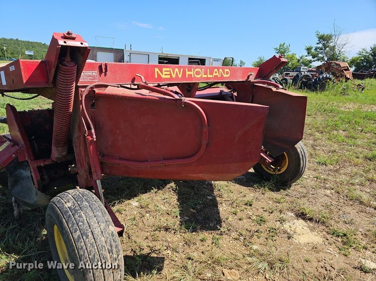 image for item NT9769 1991 New Holland 411 Discbine  swather / windrower
