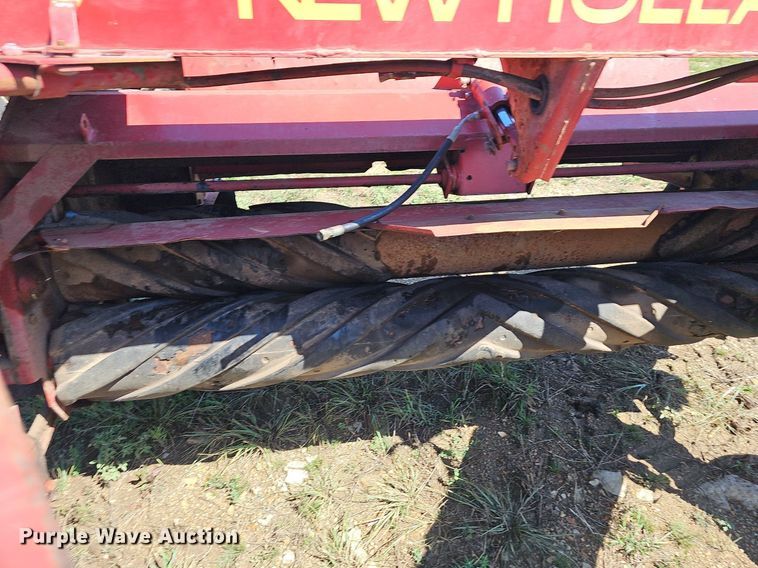 image for item NT9769 1991 New Holland 411 Discbine  swather / windrower