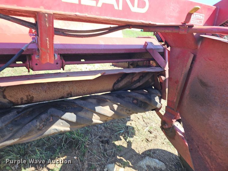 image for item NT9769 1991 New Holland 411 Discbine  swather / windrower