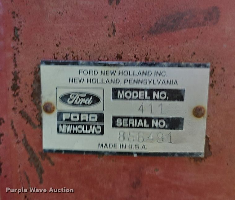 image for item NT9769 1991 New Holland 411 Discbine  swather / windrower