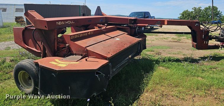 image for item NT9770 1991 New Holland 411 Discbine  swather / windrower