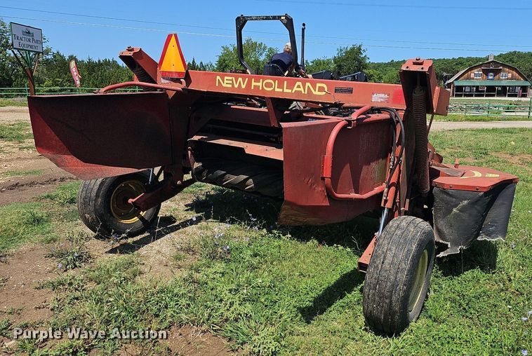 image for item NT9770 1991 New Holland 411 Discbine  swather / windrower