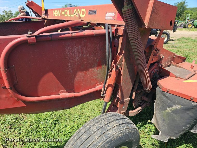 image for item NT9770 1991 New Holland 411 Discbine  swather / windrower