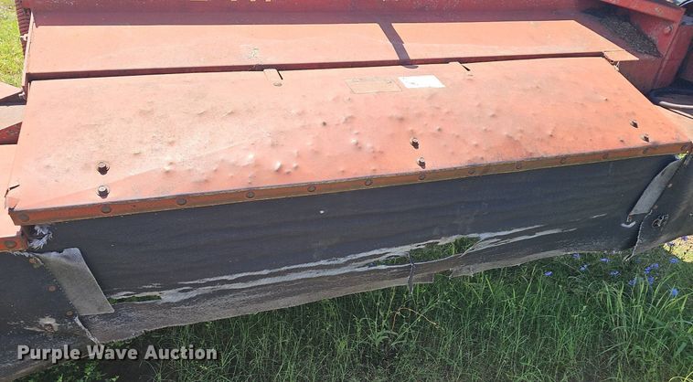 image for item NT9770 1991 New Holland 411 Discbine  swather / windrower