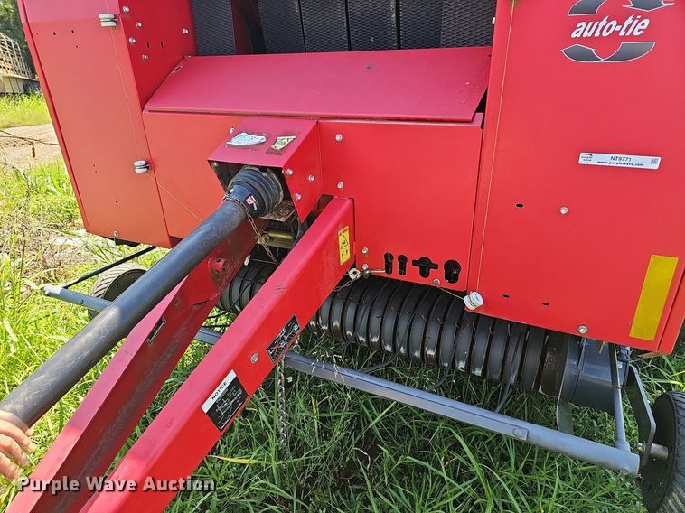 image for item NT9771 2012 Massey Ferguson 2846  round baler