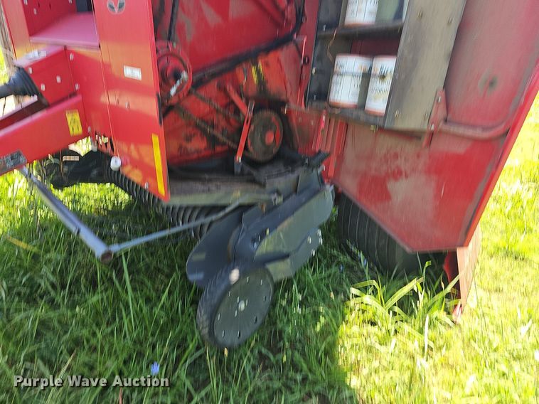 image for item NT9771 2012 Massey Ferguson 2846  round baler