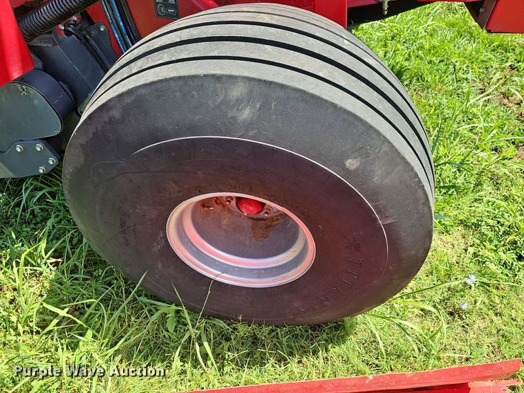 image for item NT9771 2012 Massey Ferguson 2846  round baler
