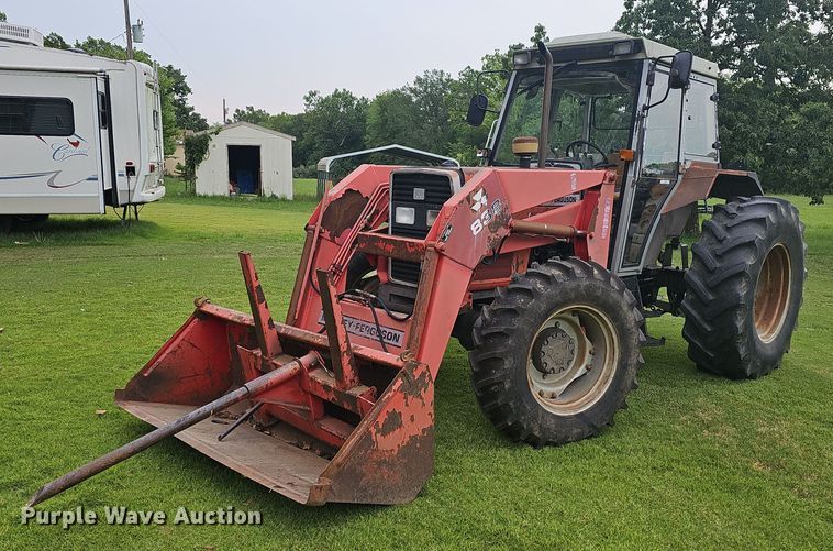 image for item NT9795 1994 Massey Ferguson 390  MFWD tractor