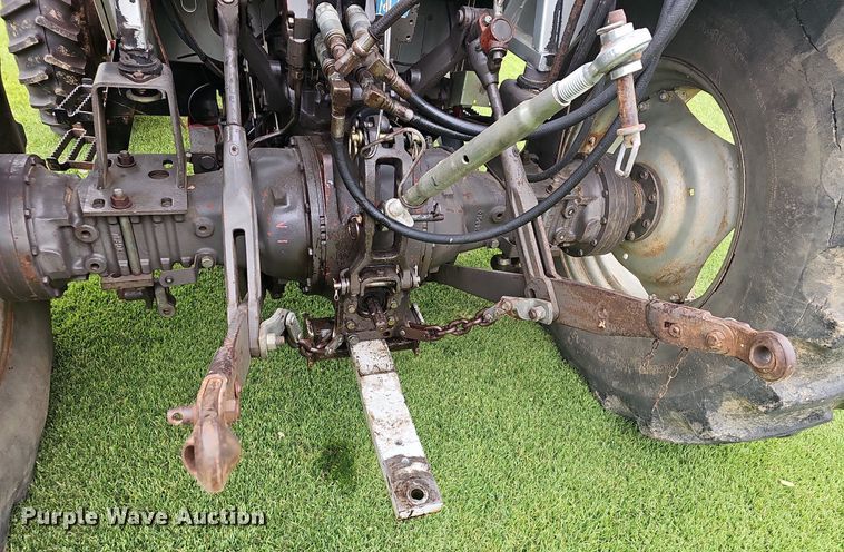 image for item NT9795 1994 Massey Ferguson 390  MFWD tractor