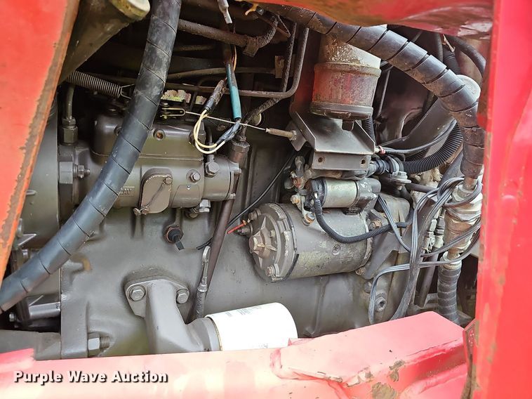 image for item NT9795 1994 Massey Ferguson 390  MFWD tractor