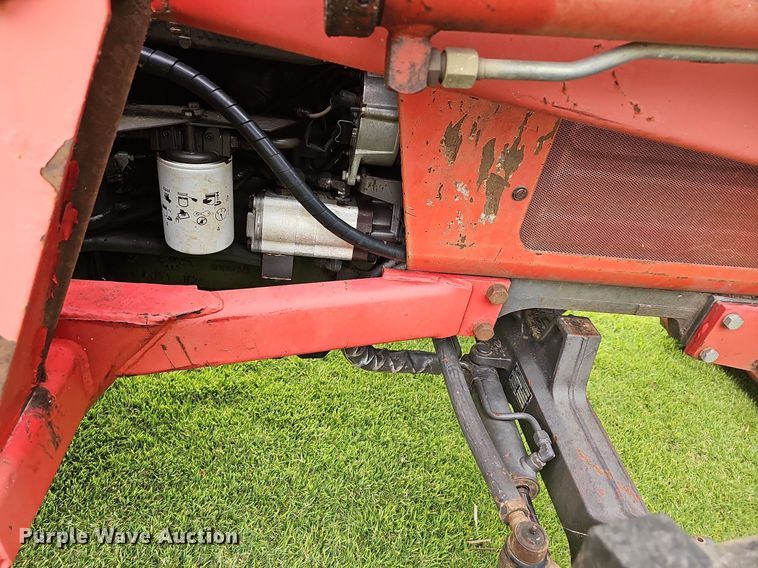 image for item NT9795 1994 Massey Ferguson 390  MFWD tractor