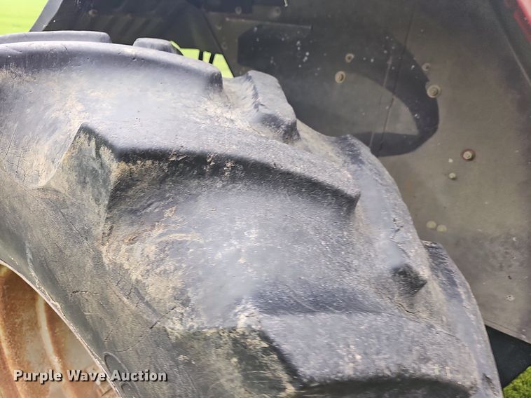 image for item NT9795 1994 Massey Ferguson 390  MFWD tractor