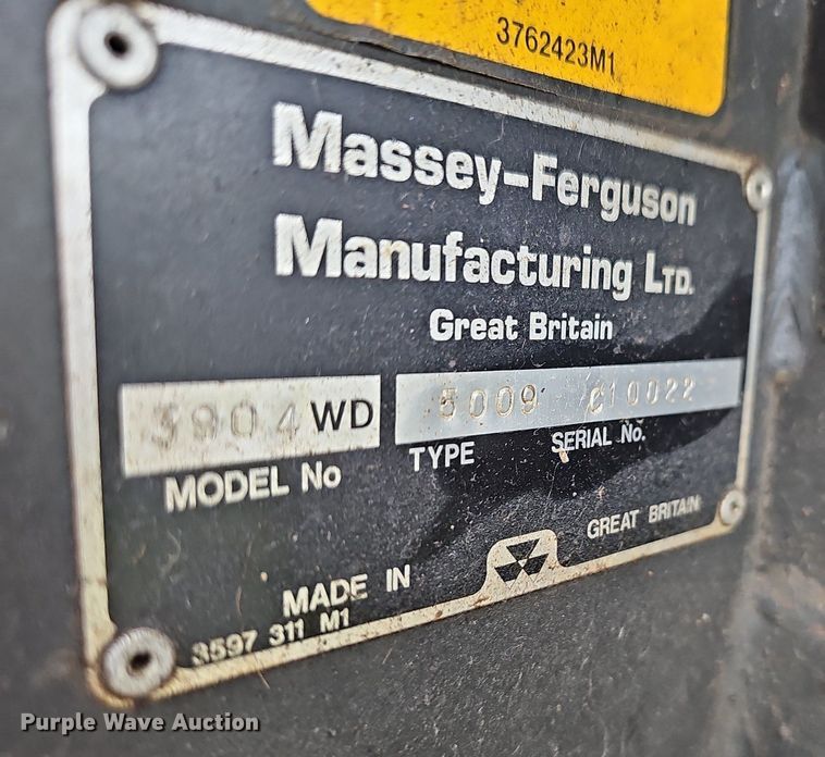 image for item NT9795 1994 Massey Ferguson 390  MFWD tractor