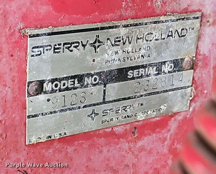 image for item NT9796 New Holland 910  swather / windrower