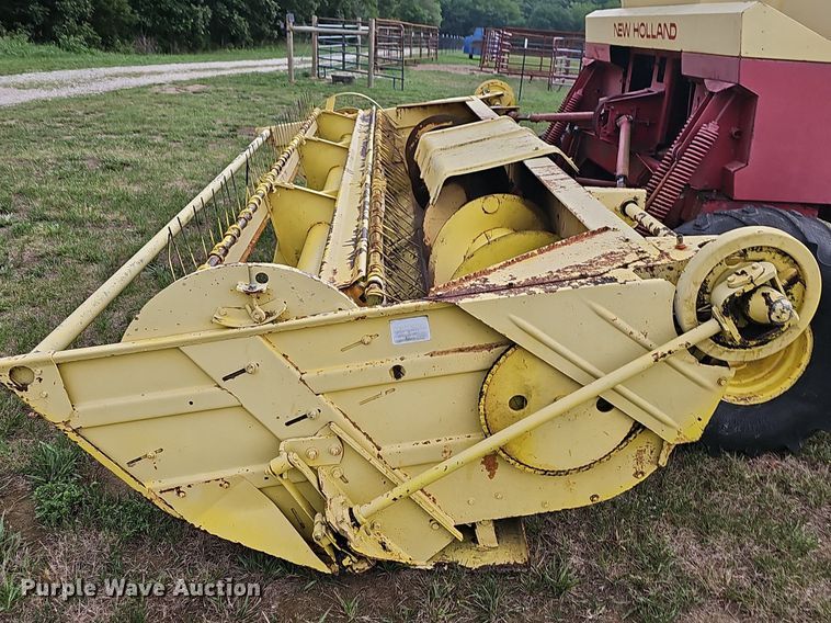 image for item NT9796 New Holland 910  swather / windrower