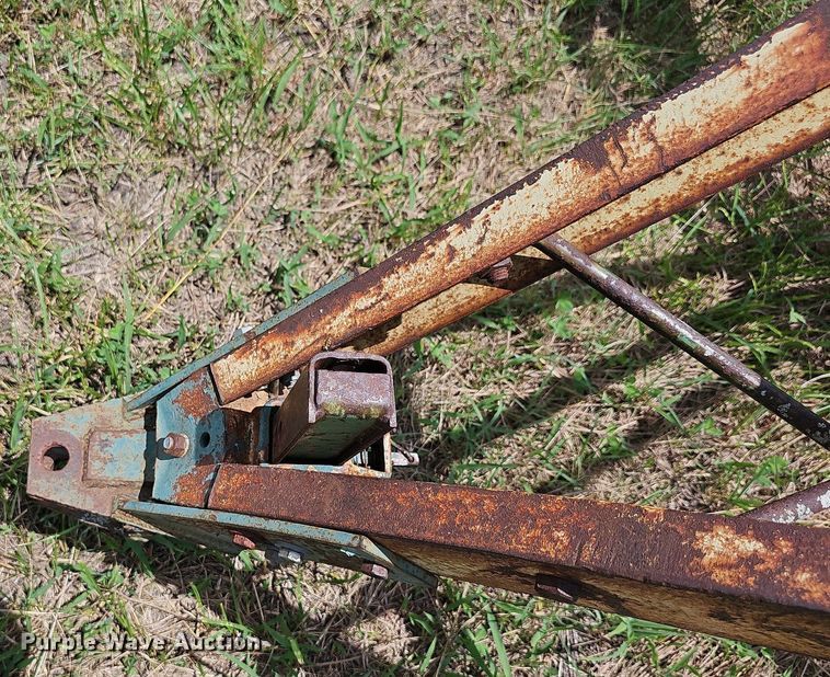 image for item NU9017 John Deere 896A  hay rake