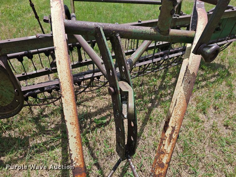 image for item NU9017 John Deere 896A  hay rake