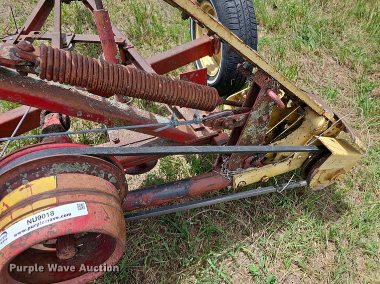 image for item NU9018 New Holland 455  sickle mower