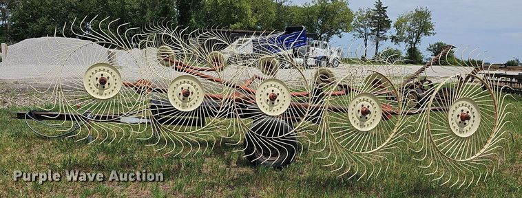 image for item NU9019 Kelderman  hay rake