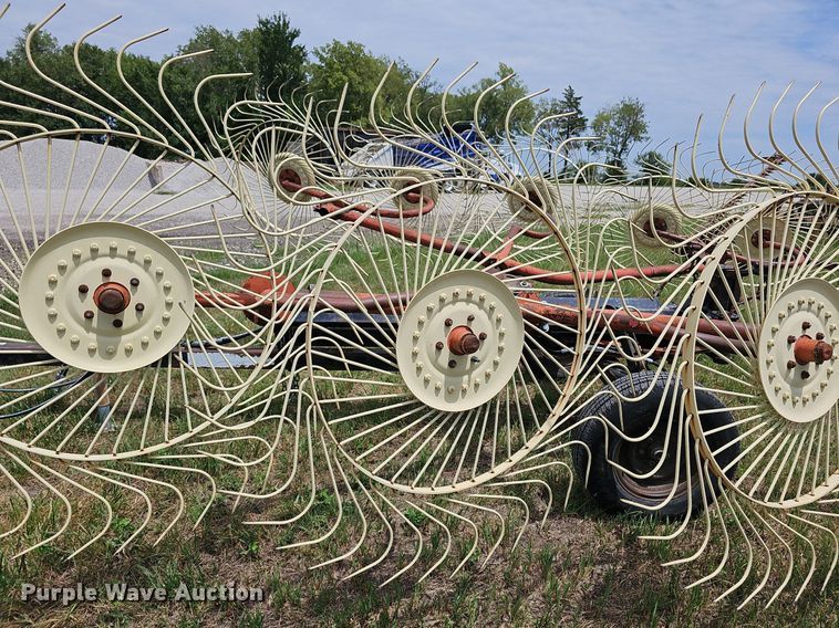 image for item NU9019 Kelderman  hay rake