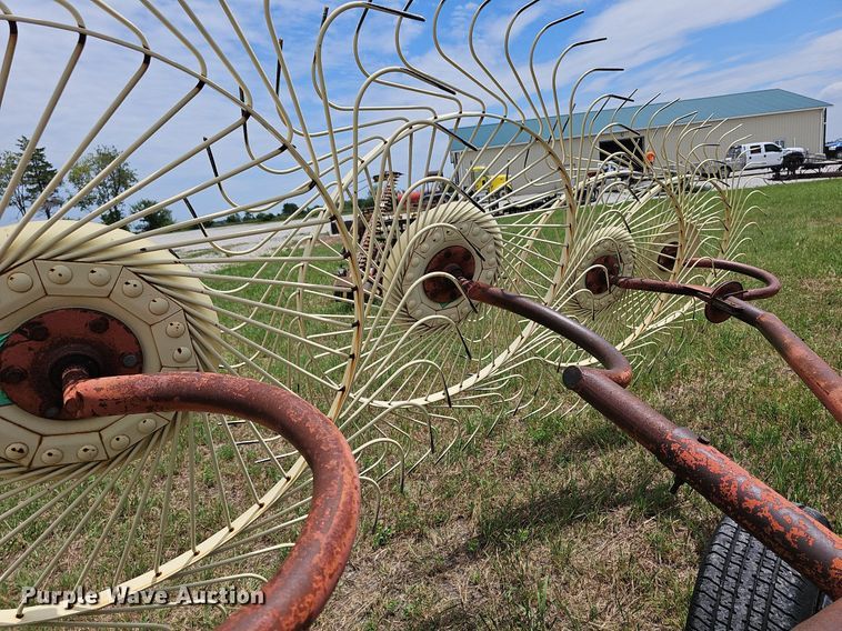 image for item NU9019 Kelderman  hay rake