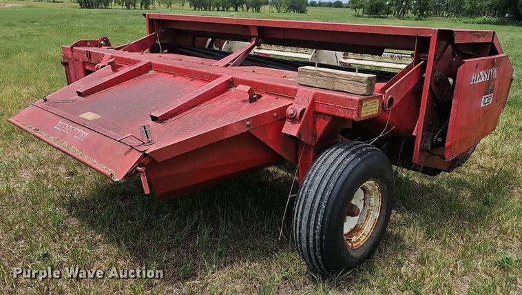 image for item NU9020 Hesston 1091  windrower