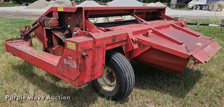 image for item NU9020 Hesston 1091  windrower