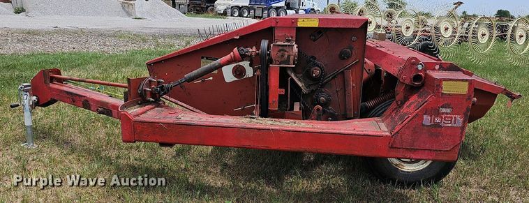 image for item NU9020 Hesston 1091  windrower
