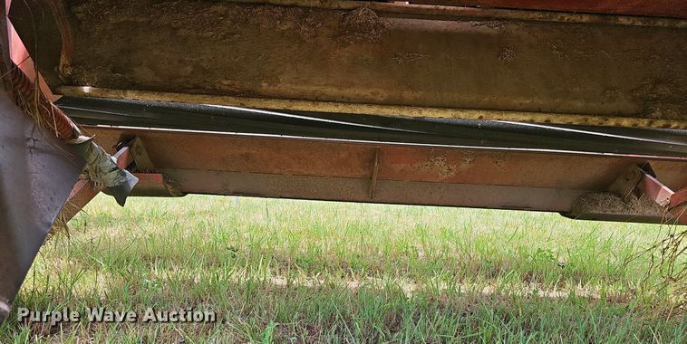 image for item NU9020 Hesston 1091  windrower