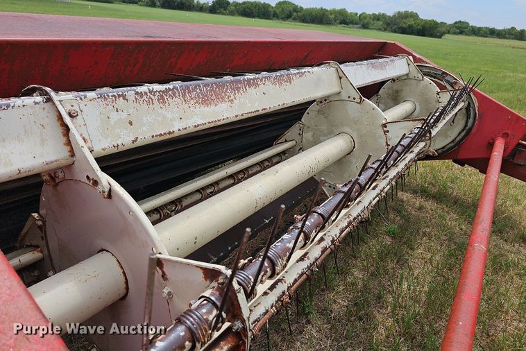 image for item NU9020 Hesston 1091  windrower
