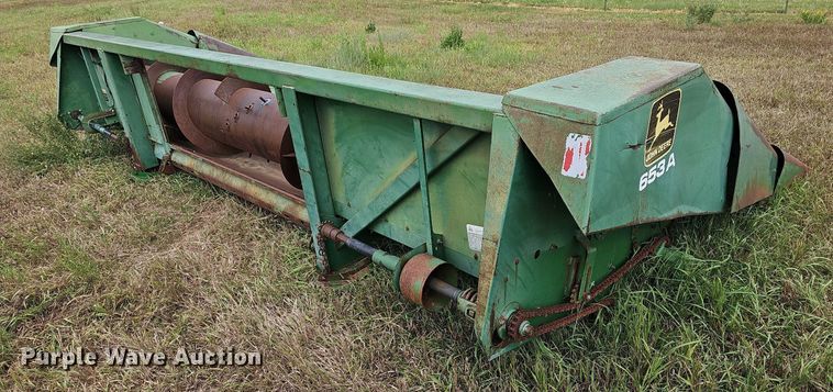 image for item NU9066 John Deere 653A  all-crop head