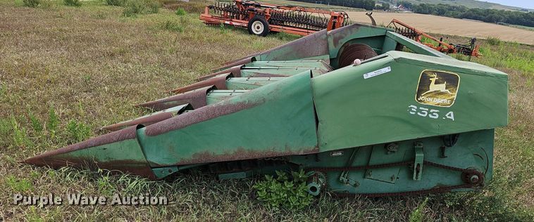 image for item NU9066 John Deere 653A  all-crop head