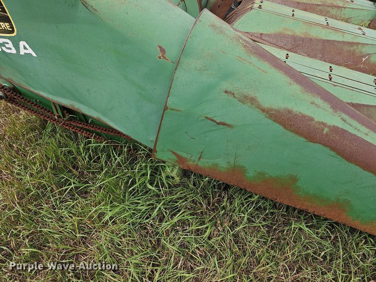 image for item NU9066 John Deere 653A  all-crop head