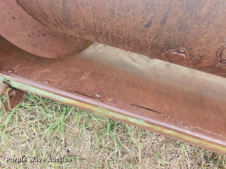 image for item NU9066 John Deere 653A  all-crop head