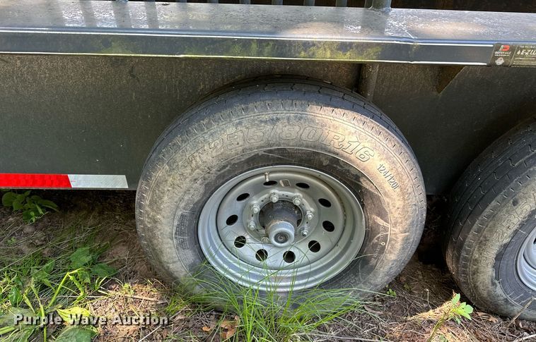 image for item OC9034 2019 BCI  livestock trailer