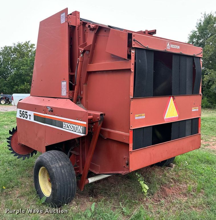 image for item OC9125 Hesston 565T  round baler