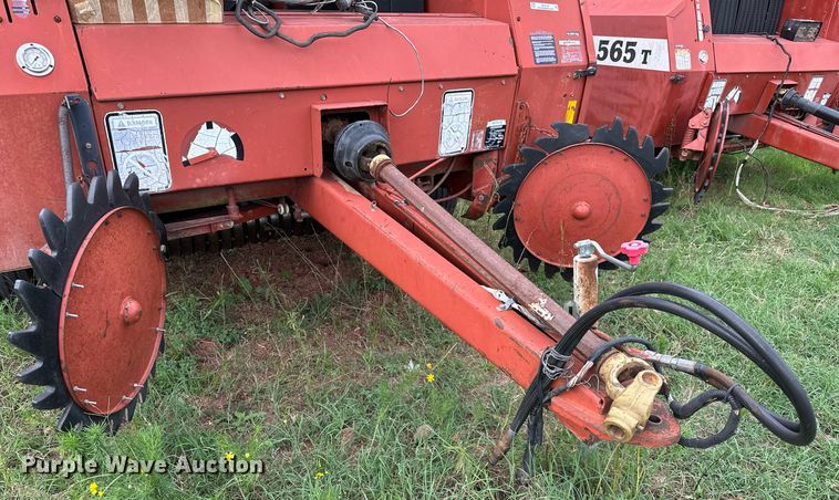 image for item OC9125 Hesston 565T  round baler