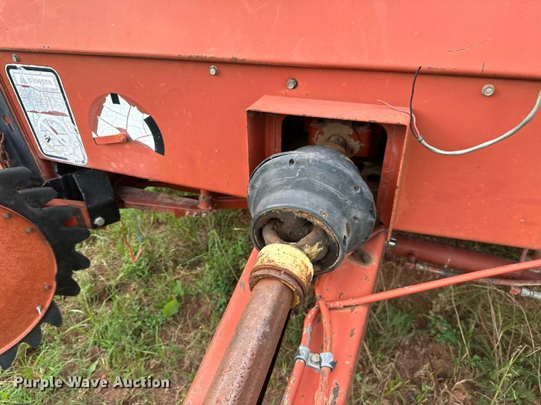 image for item OC9125 Hesston 565T  round baler